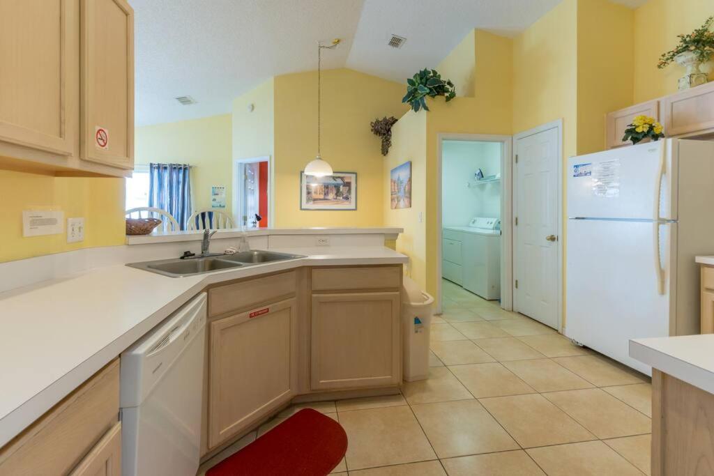 4br/3ba Area Luxury With Pool/spa Villa
